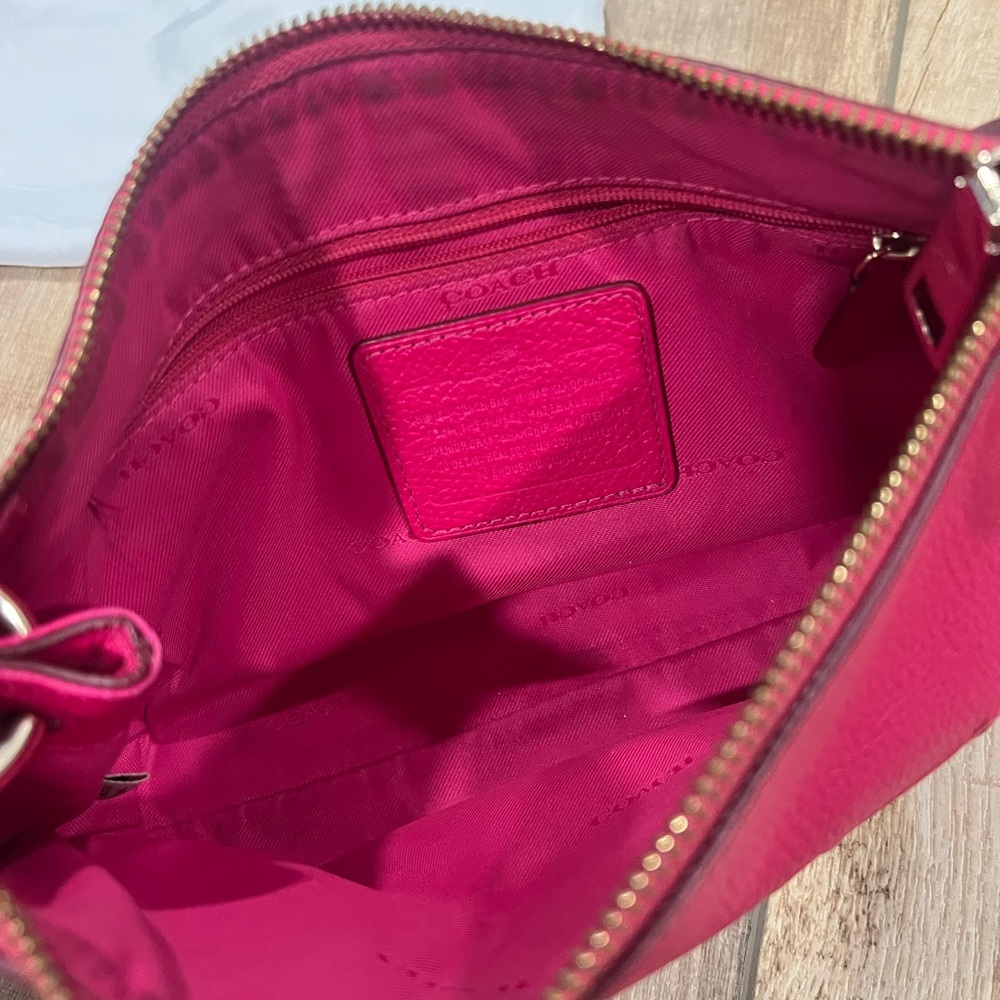 Coach Magenta Leather Shoulder Bag with Crossbody Strap - Picture 9 of 10